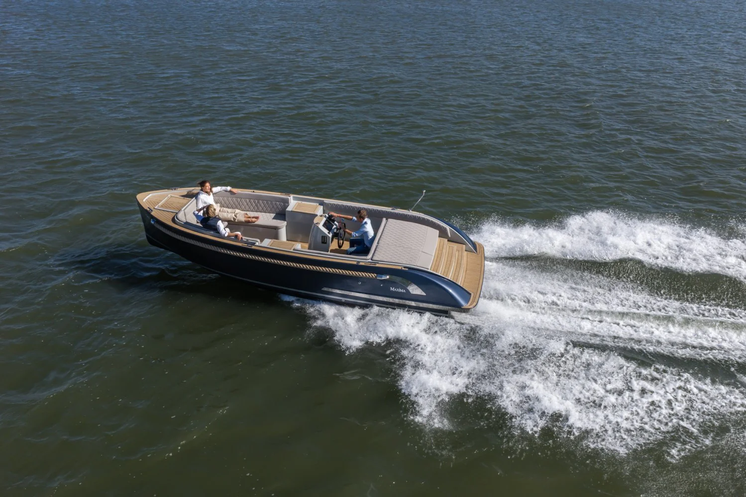 2026 08 24 Guy Fleury Maxima Boats Maxima 760 66290820261533376A92dfb14befe 1499X1000