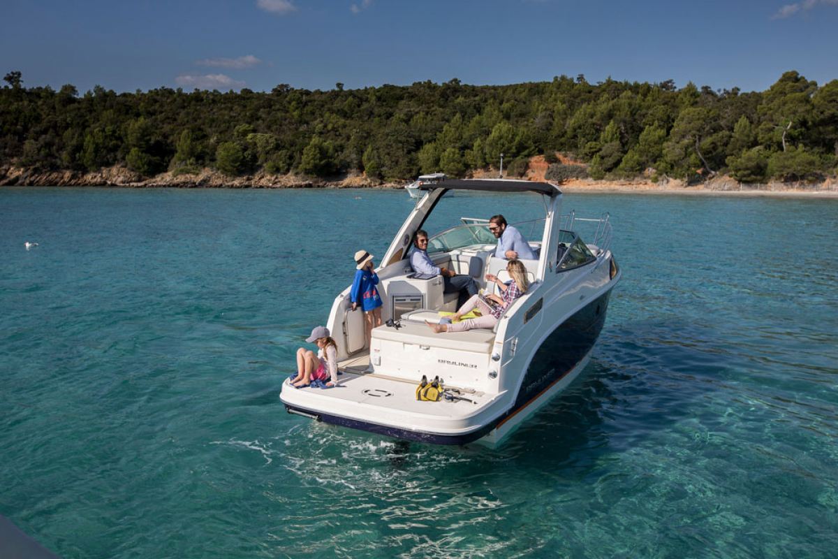 Bayliner Ciera 8 Med Mercruiser Sterndrive 5 1200