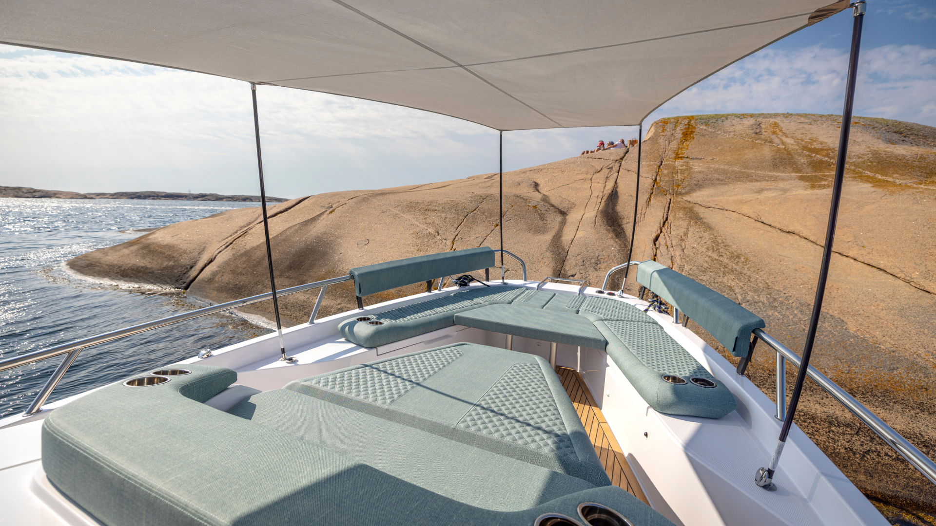 Nimbus Boats Sport Tender 35 Gallery Fore Deck 2