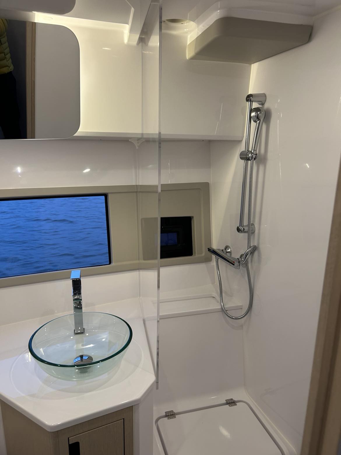 462640124 873783517927296 9057100698927617649 N