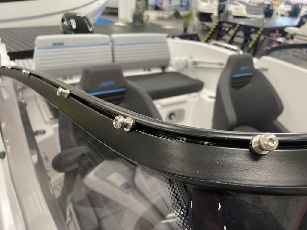 5D0ba0f8 1300 41B8 A297 606A15049de3