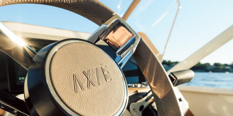 AX E22 Design01 Retina