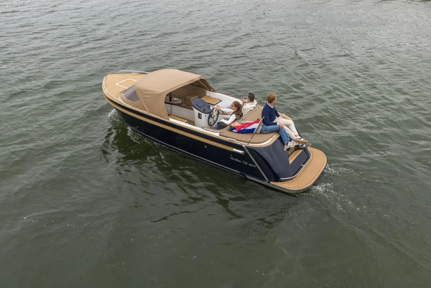 2025 09 22 Guy Fleury Maxima Boats Maxima 720 Retro 561310202510373168Ecba4b3f6f1 1499X1000