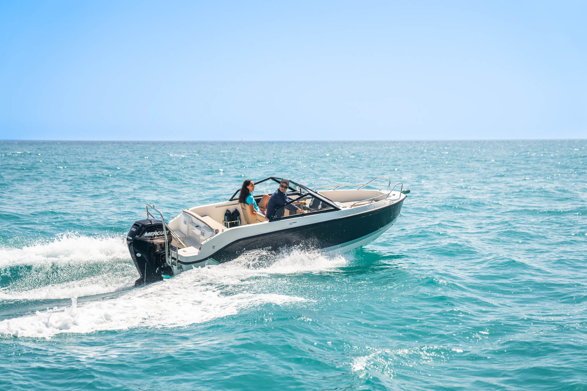 Quicksilver 555 Bowrider (2)