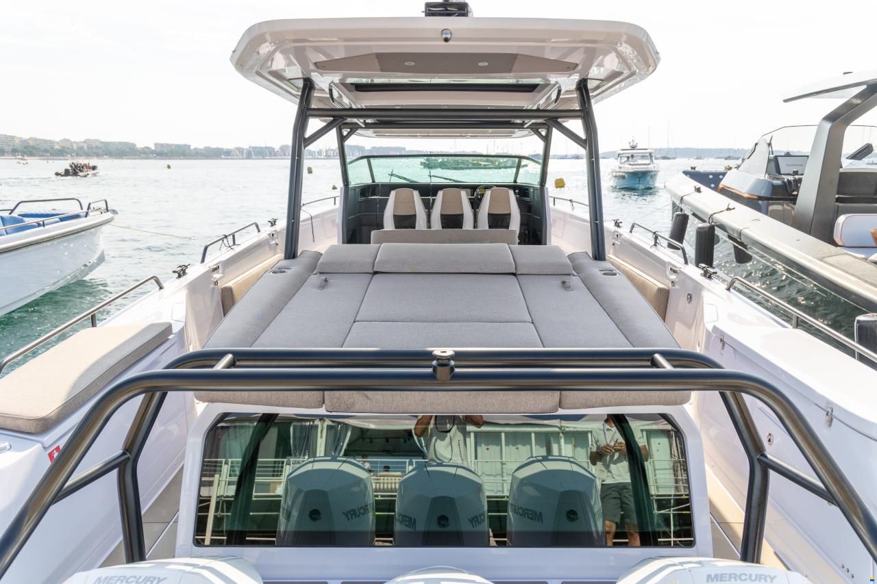 559481 E3550609b4149f9d0c8cd016e14e09ce X 5446588 Ee8bda653765cebf69d21abd7b569428