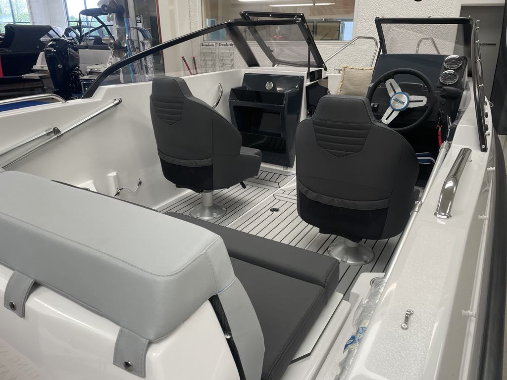 D056af4a 428C 442E B4c4 Dbb9da1146b7