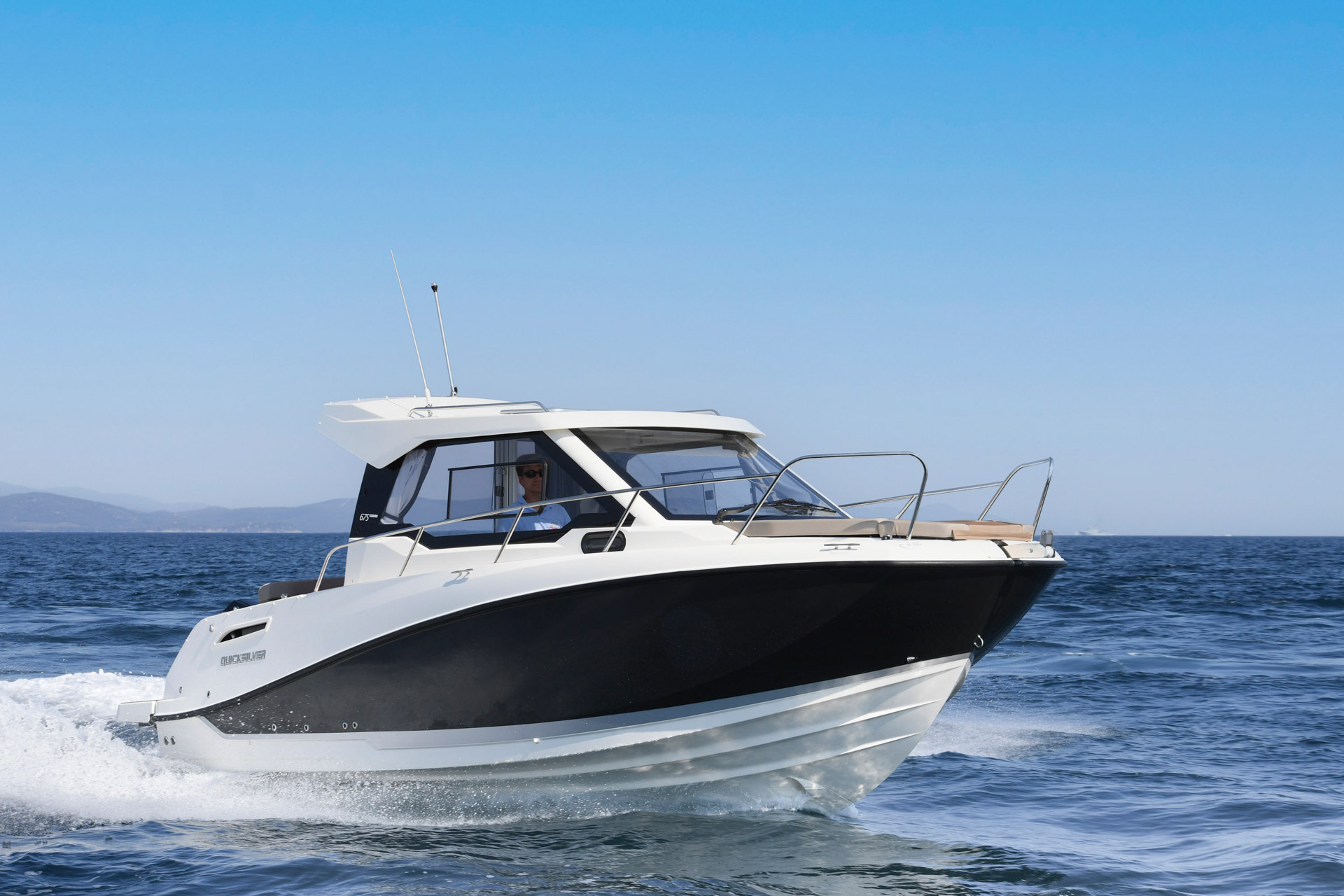 Quicksilver 675 Weekend (16)