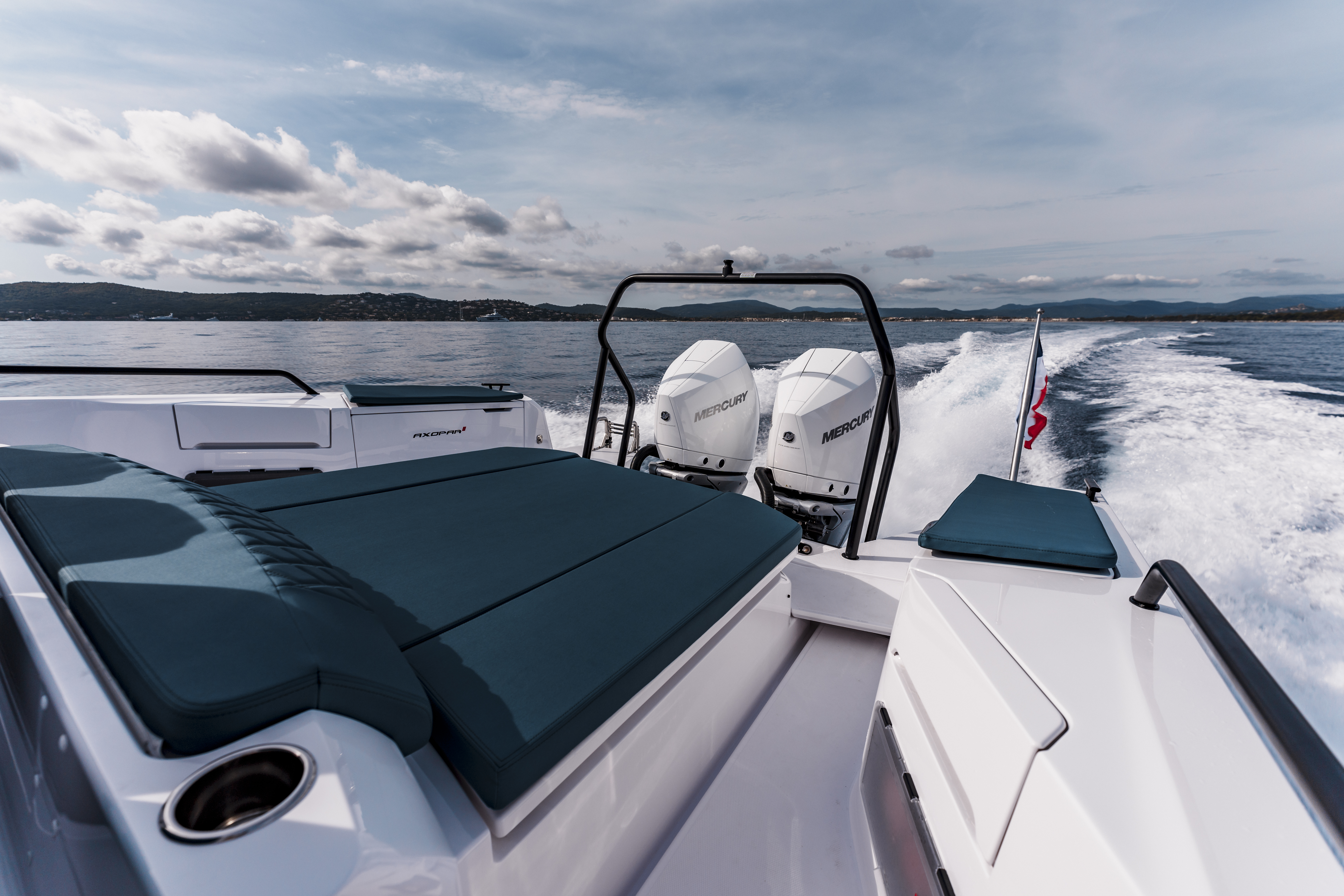 Axopar 37 Spyder MY2023 A7 07815