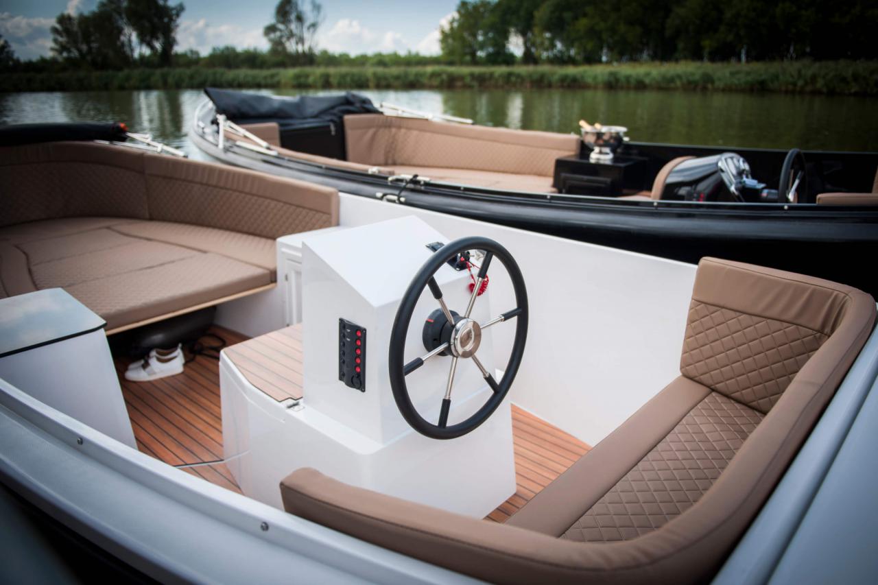 Maxima 650 Lounge (14)