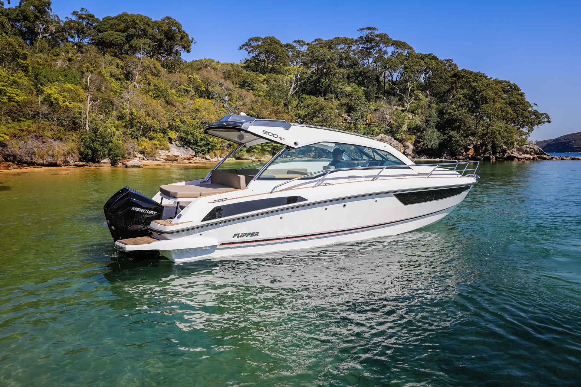 Flipper 900 ST © Salty Dingo 2019 CG 8973