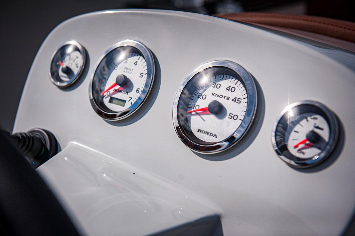 Maxima 750 Flying Lounge (20)